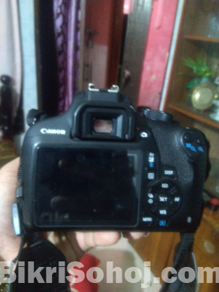 Canon 1200D